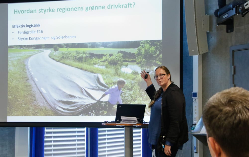 Lise Selnes, ordfører i Nord-Odal og leder av KS Hedmark, snakket om Kongsvingerregionen. 